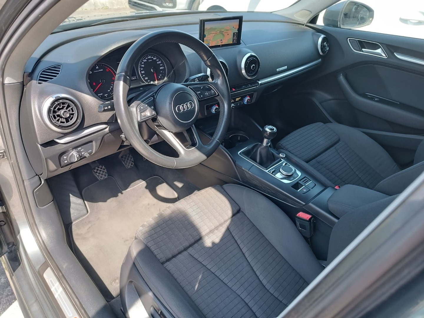 Audi A3 Sportback 1.6 TDI S-line