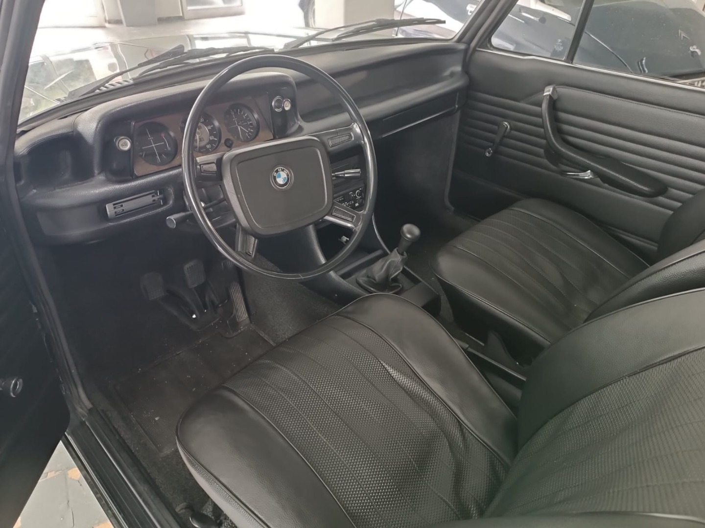 BMW 1502 1.6