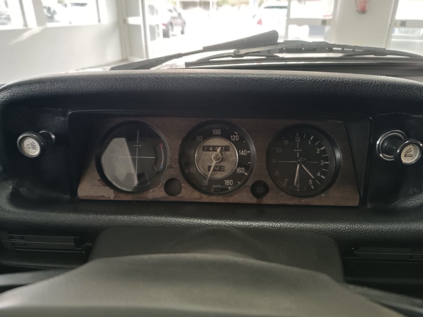 BMW 1502 1.6