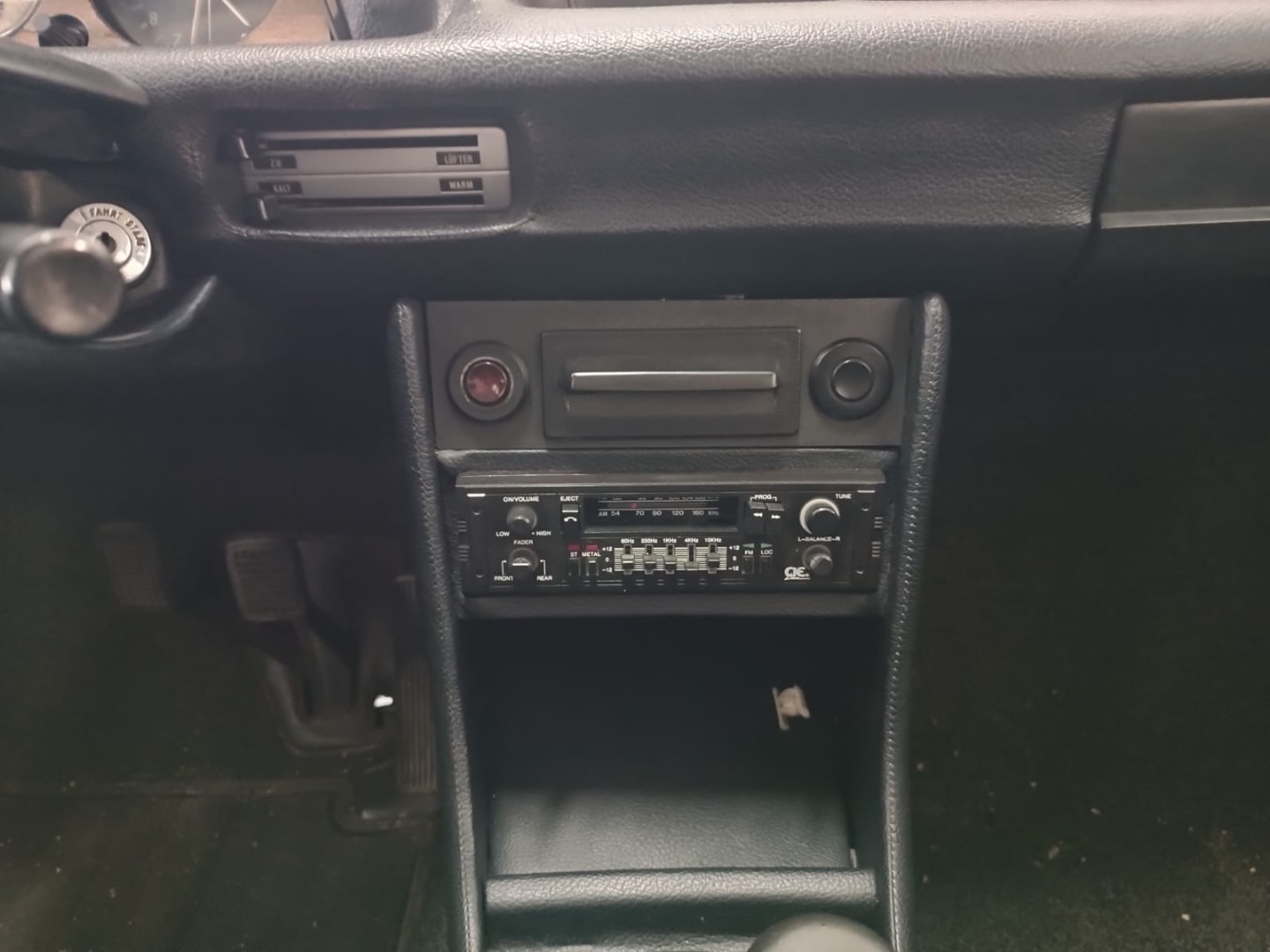 BMW 1502 1.6