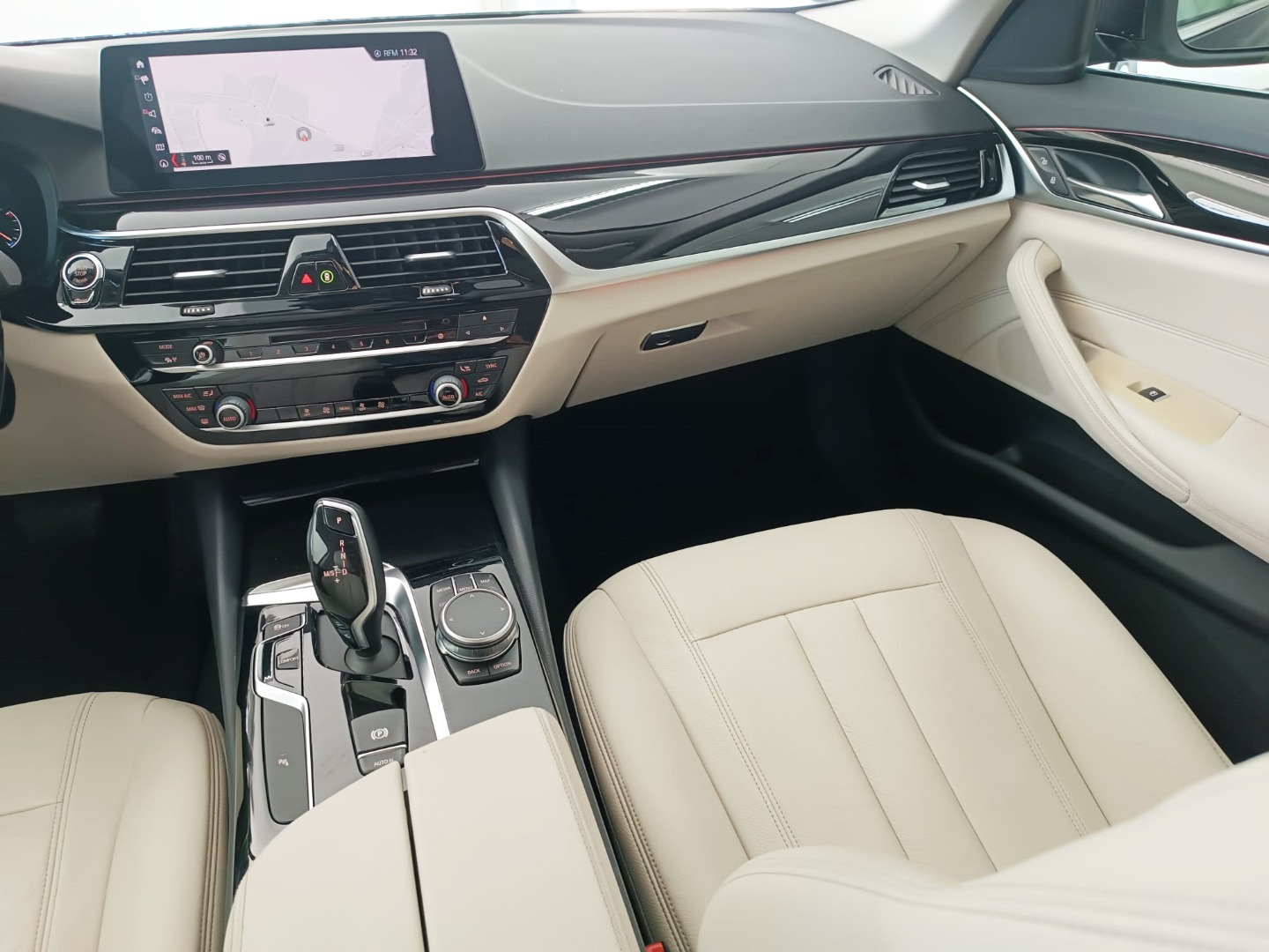 BMW 520 d Line Luxury Auto