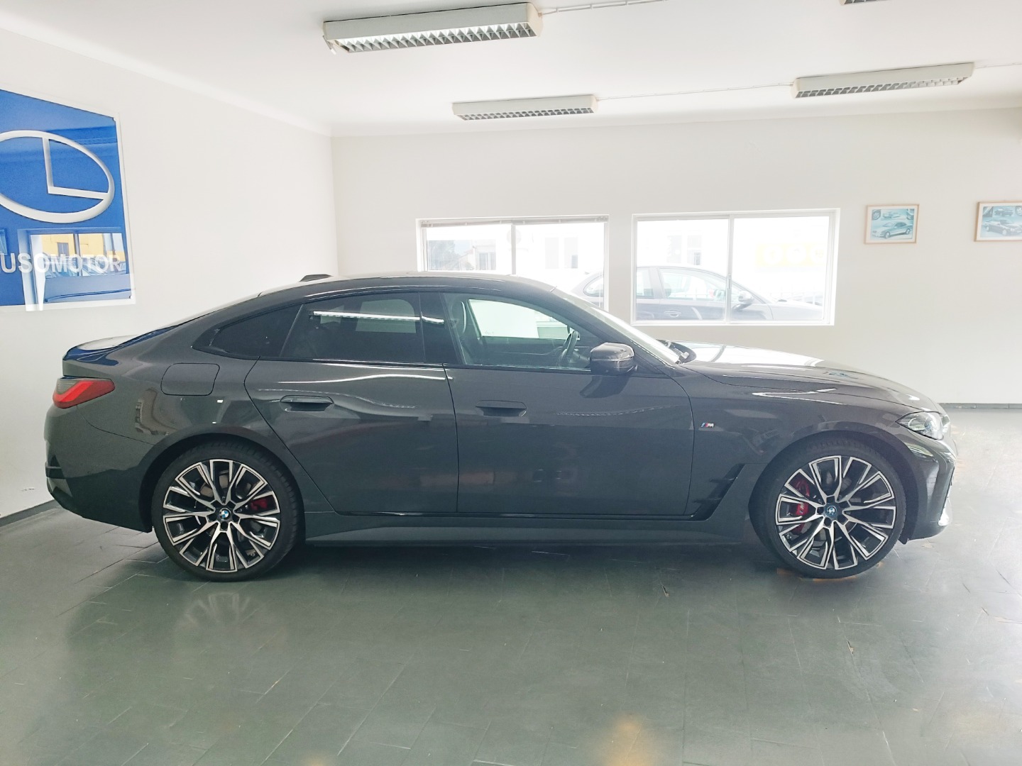 BMW i4 eDrive40 Pack Desportivo M