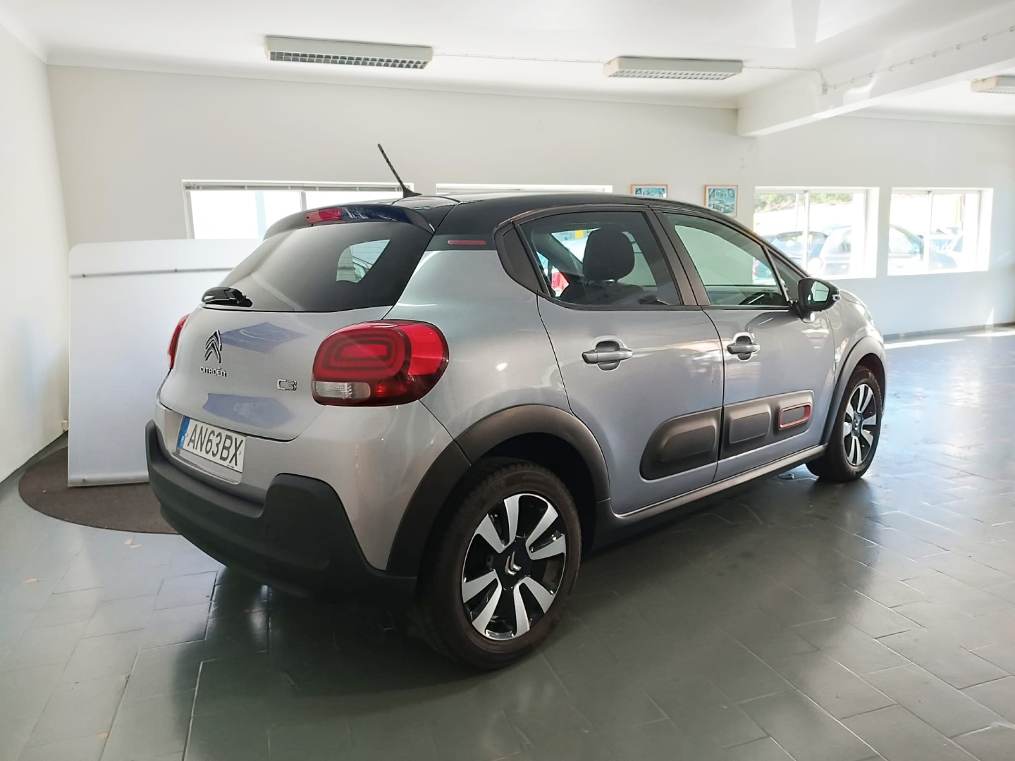 Citroën C3 1.2 PureTech C-Series