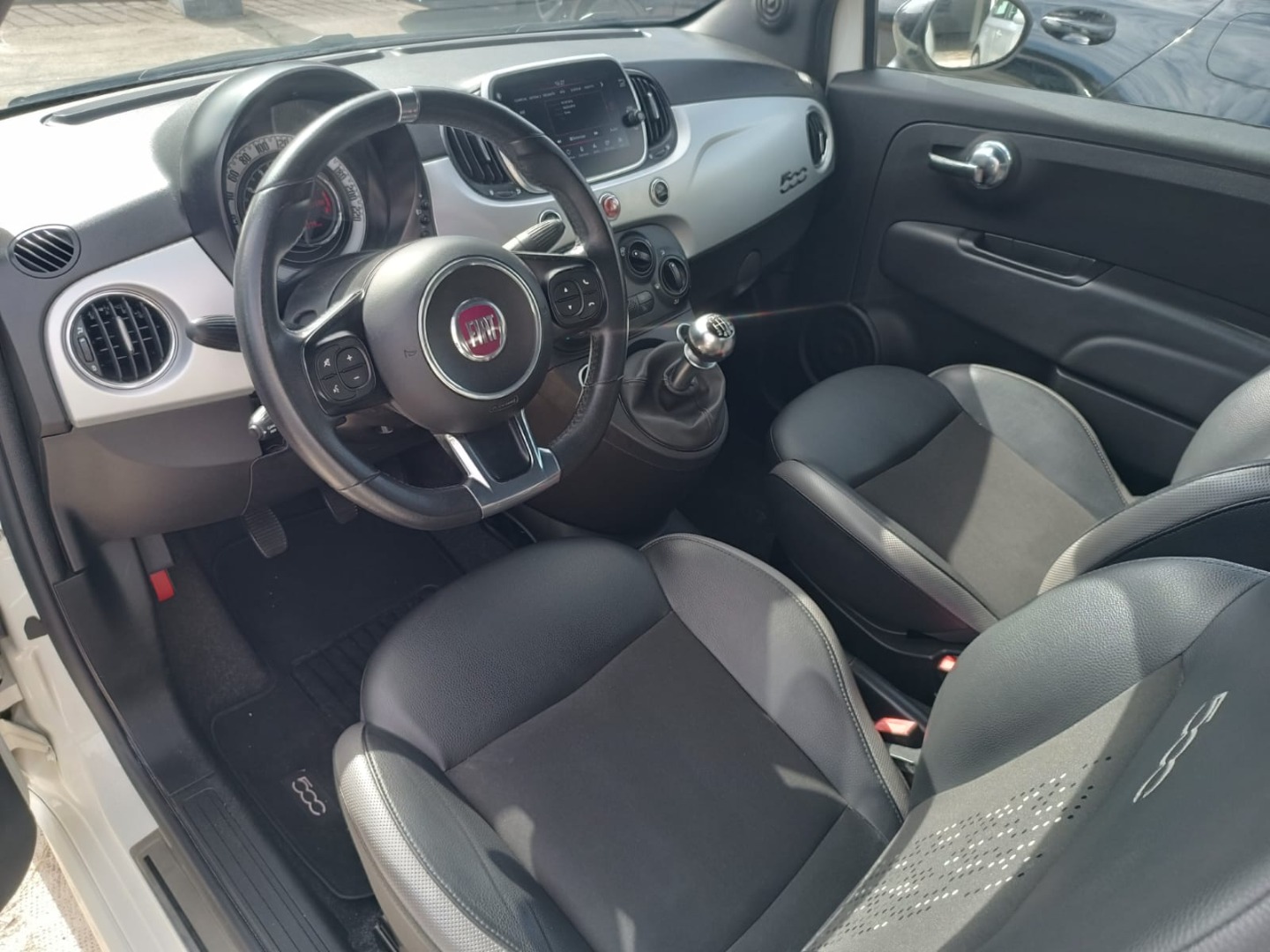 Fiat 500C 1.0 Hybrid Lounge