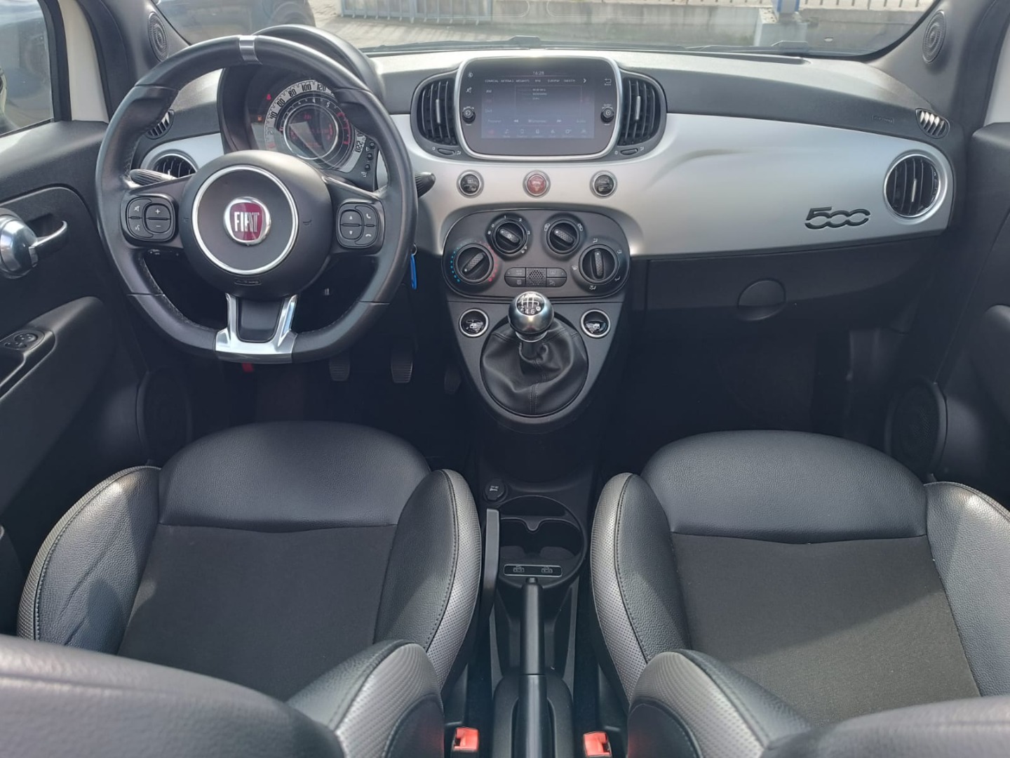 Fiat 500C 1.0 Hybrid Lounge
