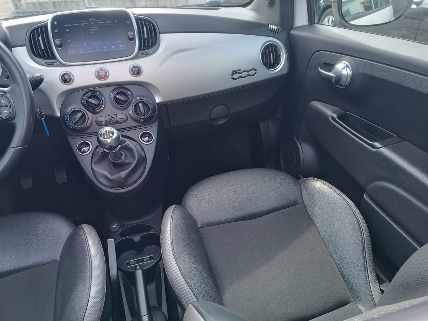 Fiat 500C 1.0 Hybrid Lounge