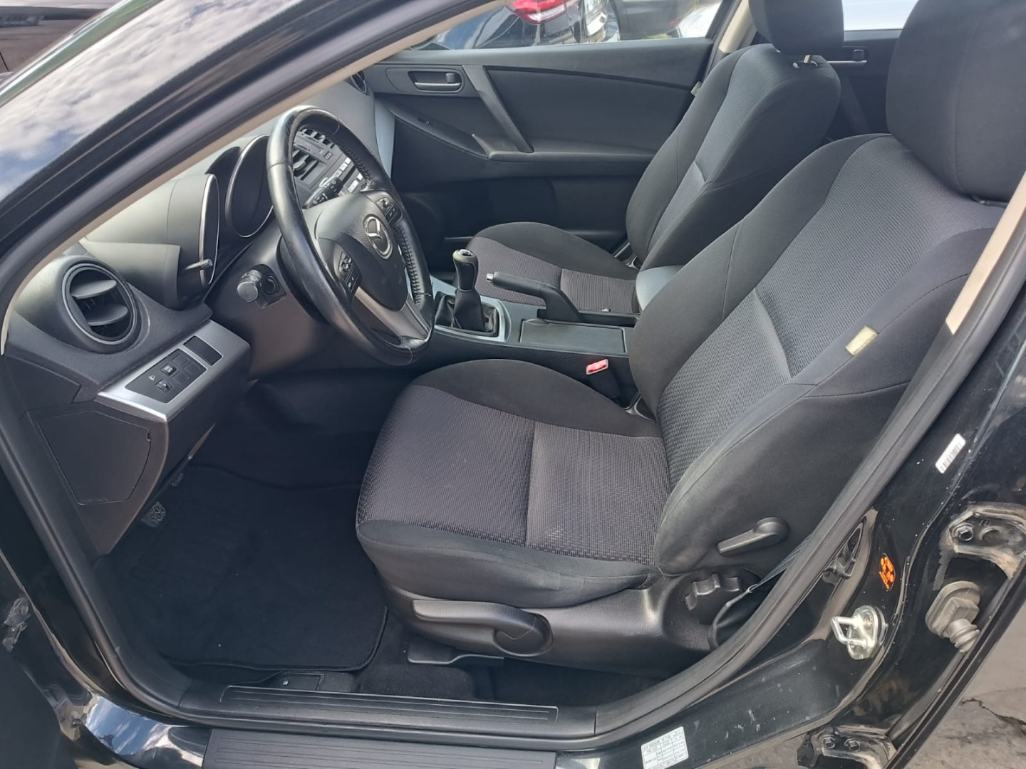 Mazda 3 MZ-CD 1.6 Sport
