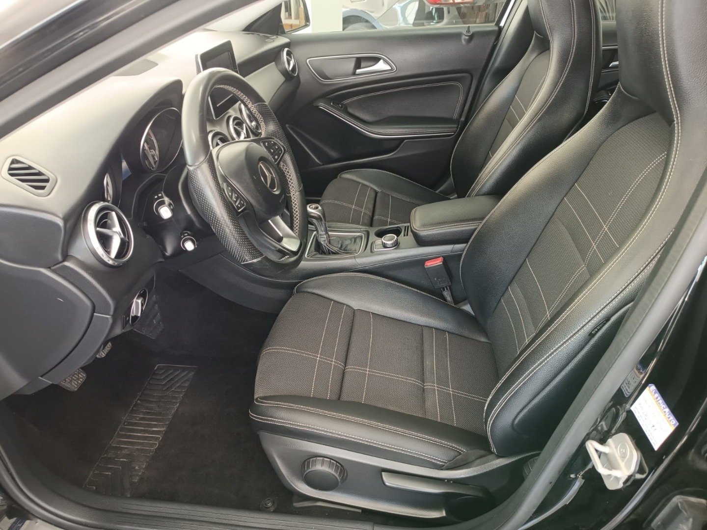 Mercedes-Benz GLA 180 d Urban