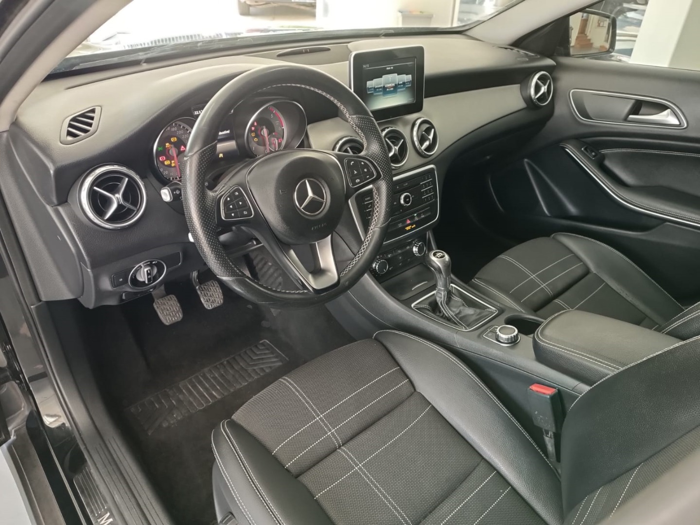 Mercedes-Benz GLA 180 d Urban