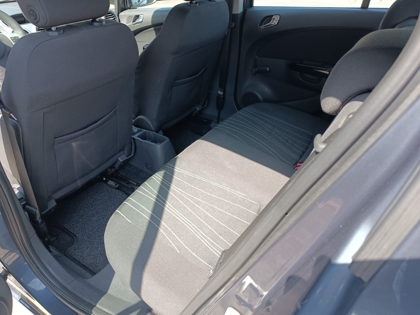 Opel Corsa 1.2 Enjoy Easytronic