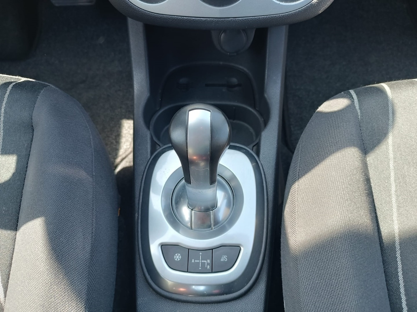 Opel Corsa 1.2 Enjoy Easytronic