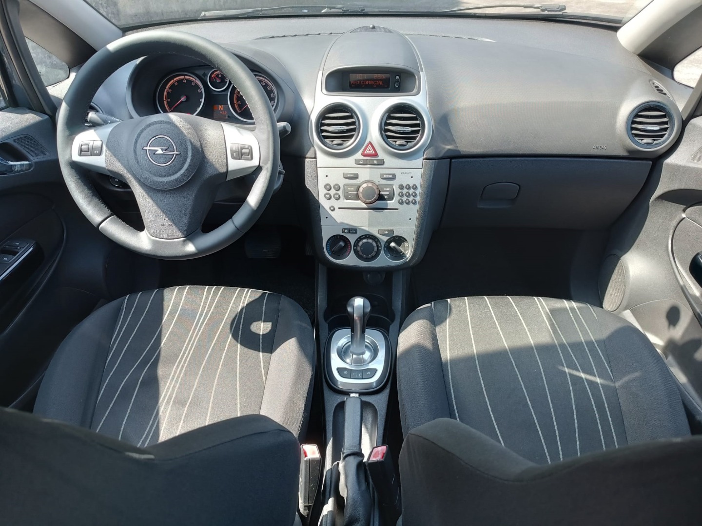 Opel Corsa 1.2 Enjoy Easytronic