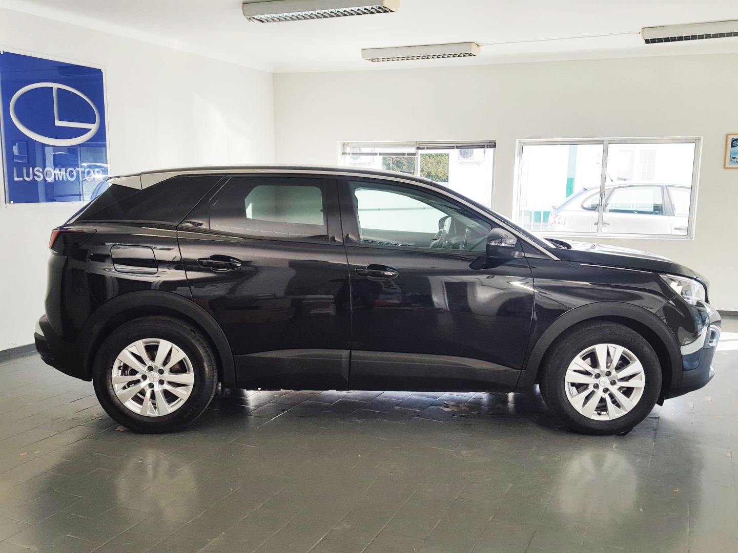 Peugeot 3008 1.5 BlueHDi Active