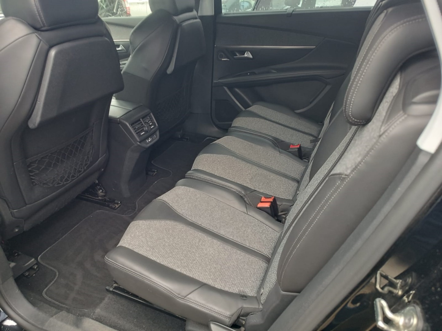 Peugeot 5008 1.5 BlueHDI ALLURE EAT8
