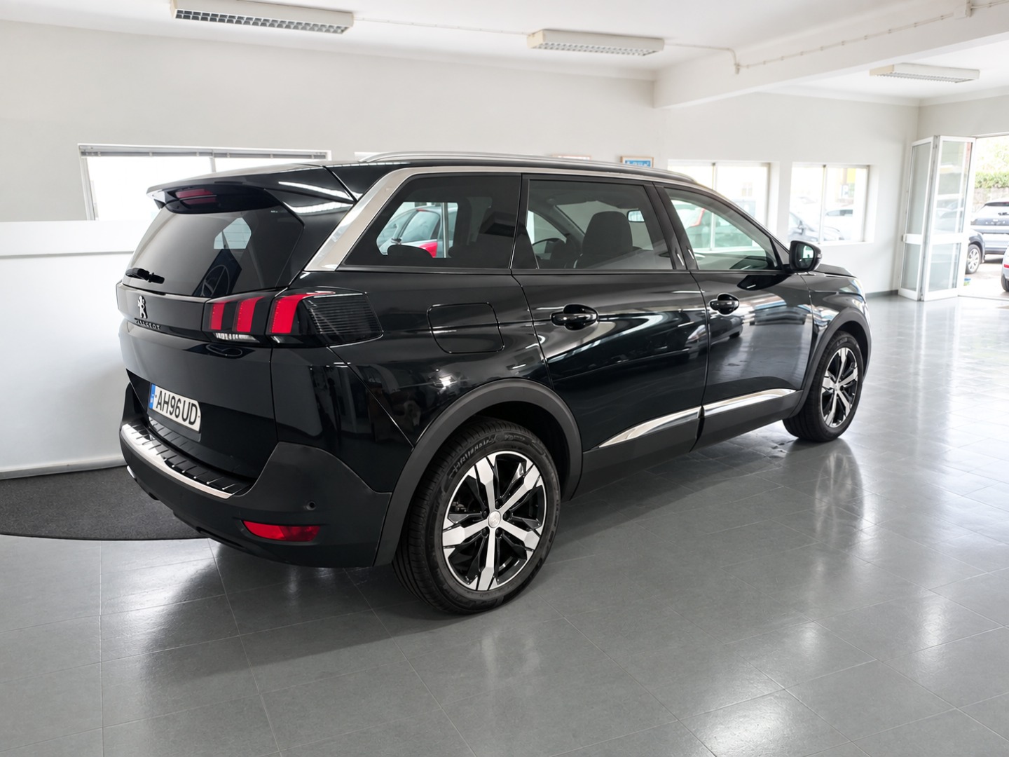 Peugeot 5008 1.5 BlueHDI ALLURE EAT8