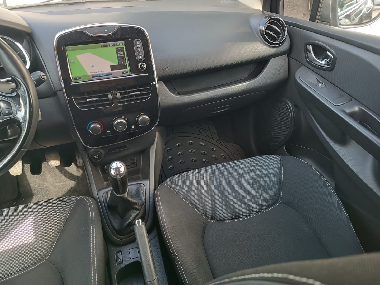 Renault Clio Sport Tourer 0.9 TCe Limited