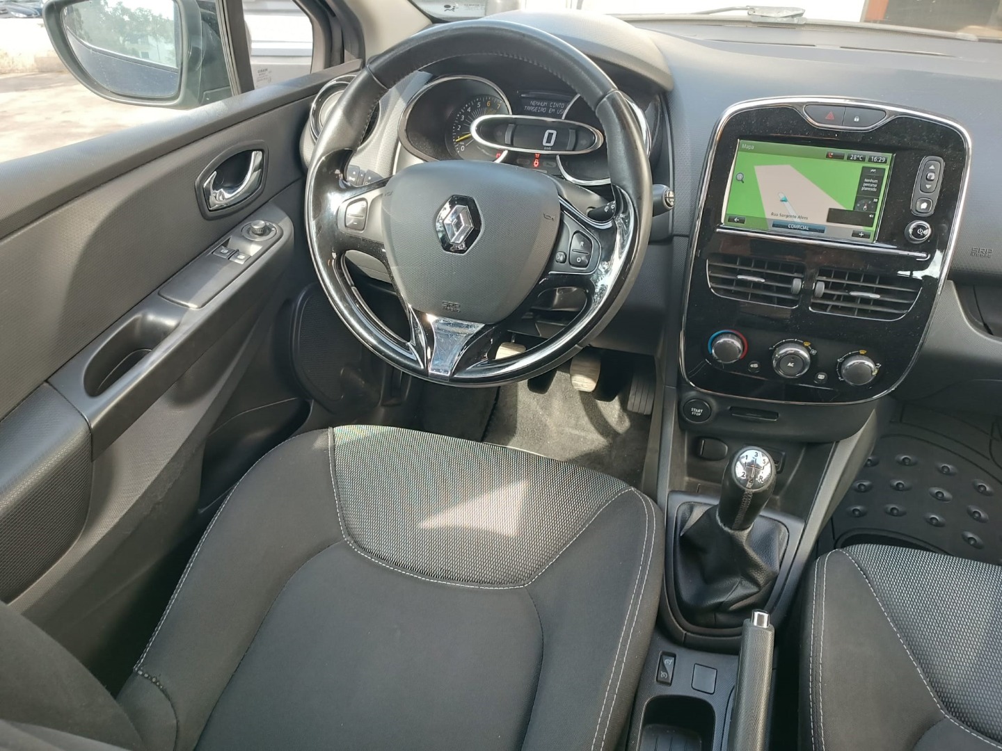 Renault Clio Sport Tourer 0.9 TCe Limited