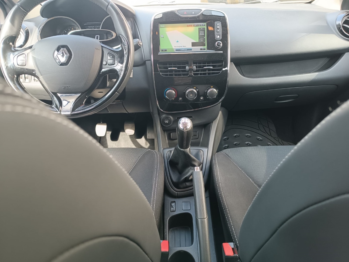 Renault Clio Sport Tourer 0.9 TCe Limited