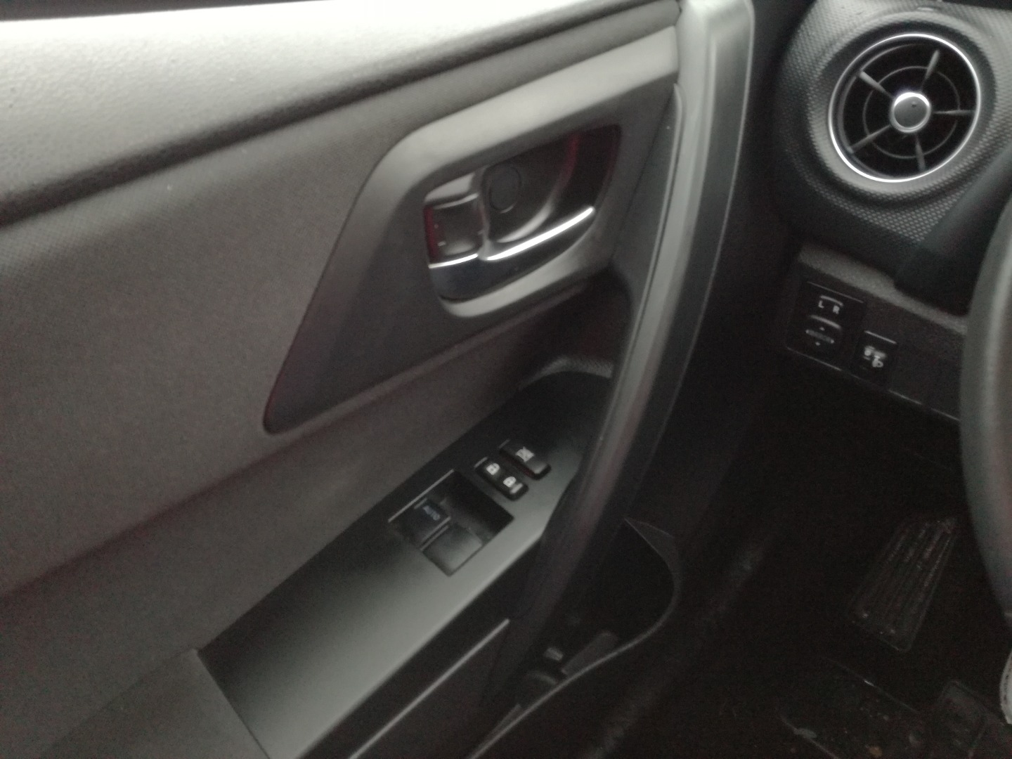 Toyota Auris Bizz 1.4 D-4D Van GPS