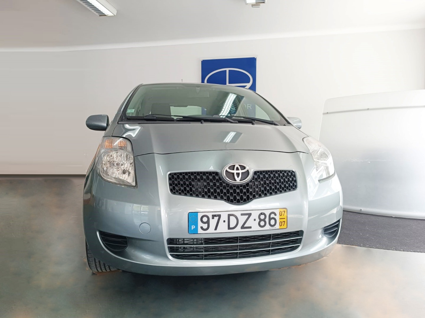 Toyota Yaris 1.0 VVT-i AC