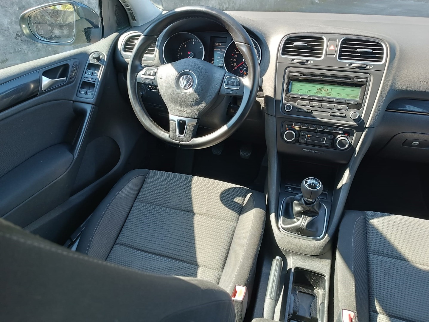 Volkswagen Golf 1.6 TDi Confortline