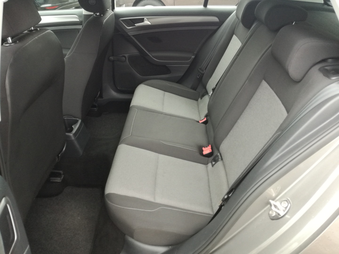 Volkswagen Golf 1.6 TDi Confortline
