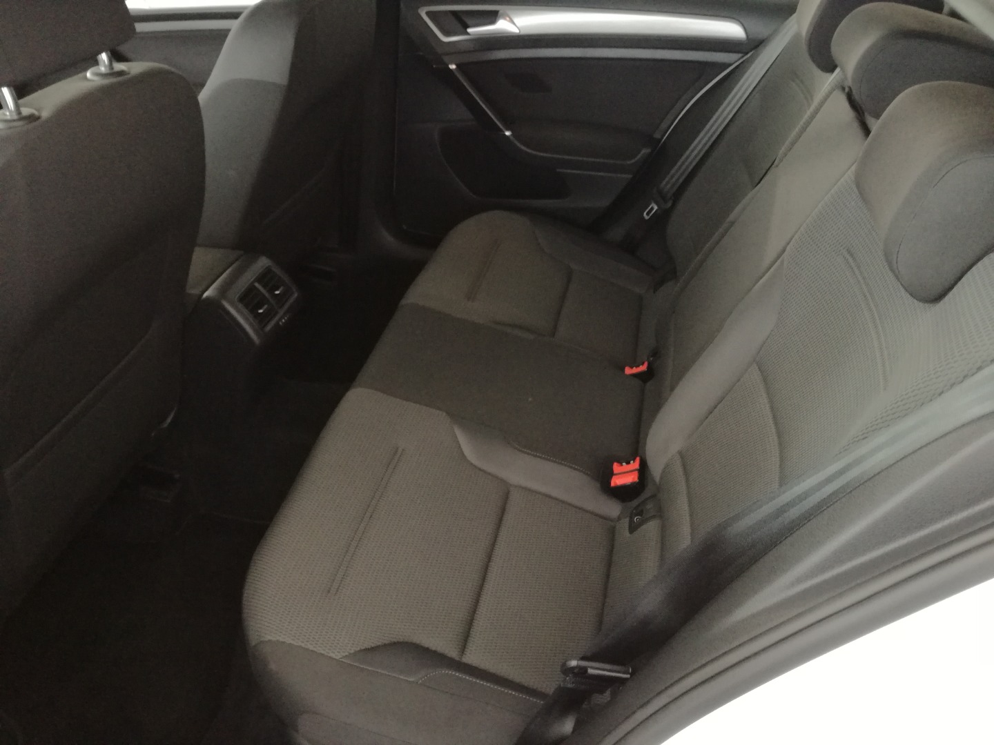 Volkswagen Golf 1.6 TDI Confortline