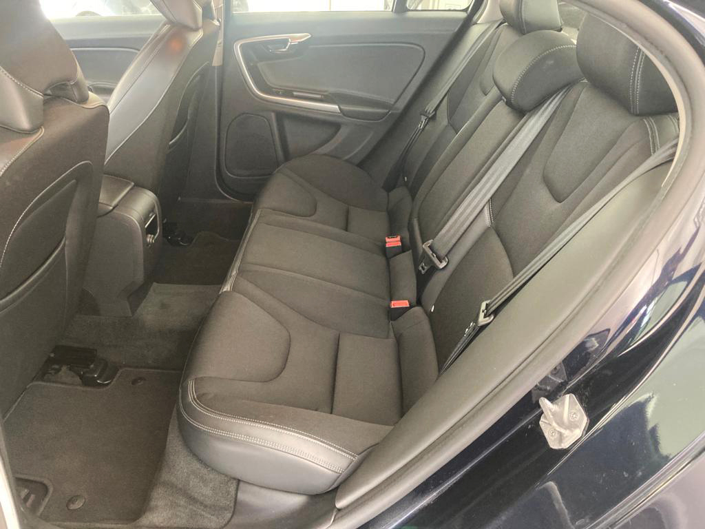 Volvo S60 2.0 D3 Momentum Geartronic