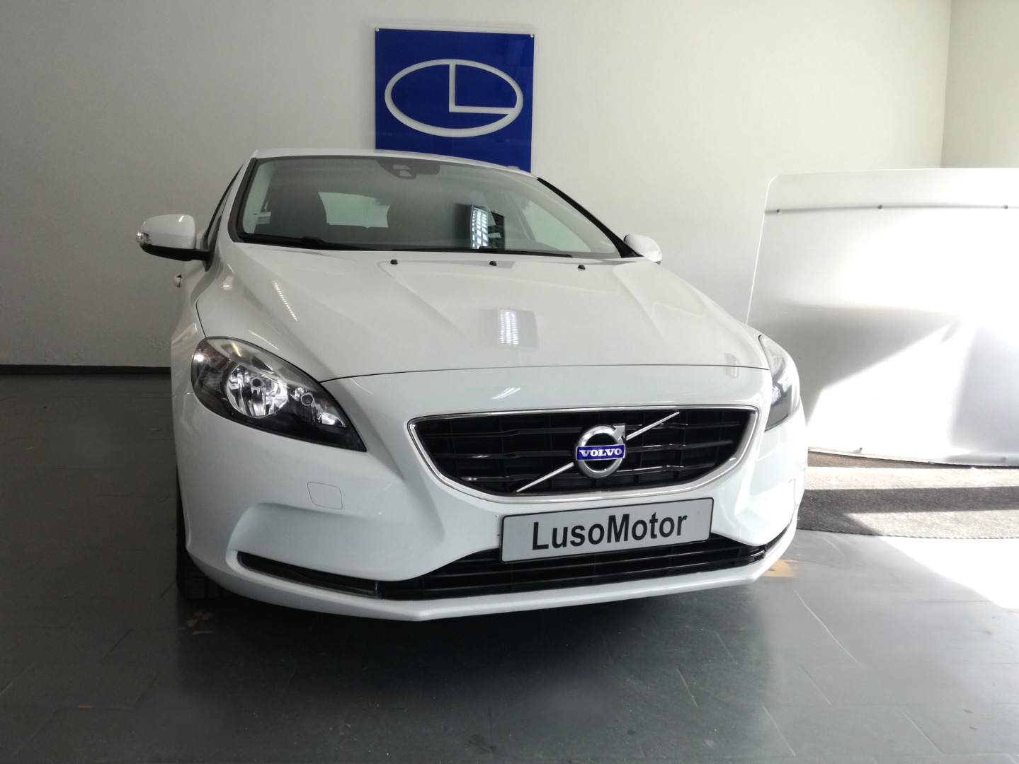Volvo V40 1.6 D2 Momentum Powershift