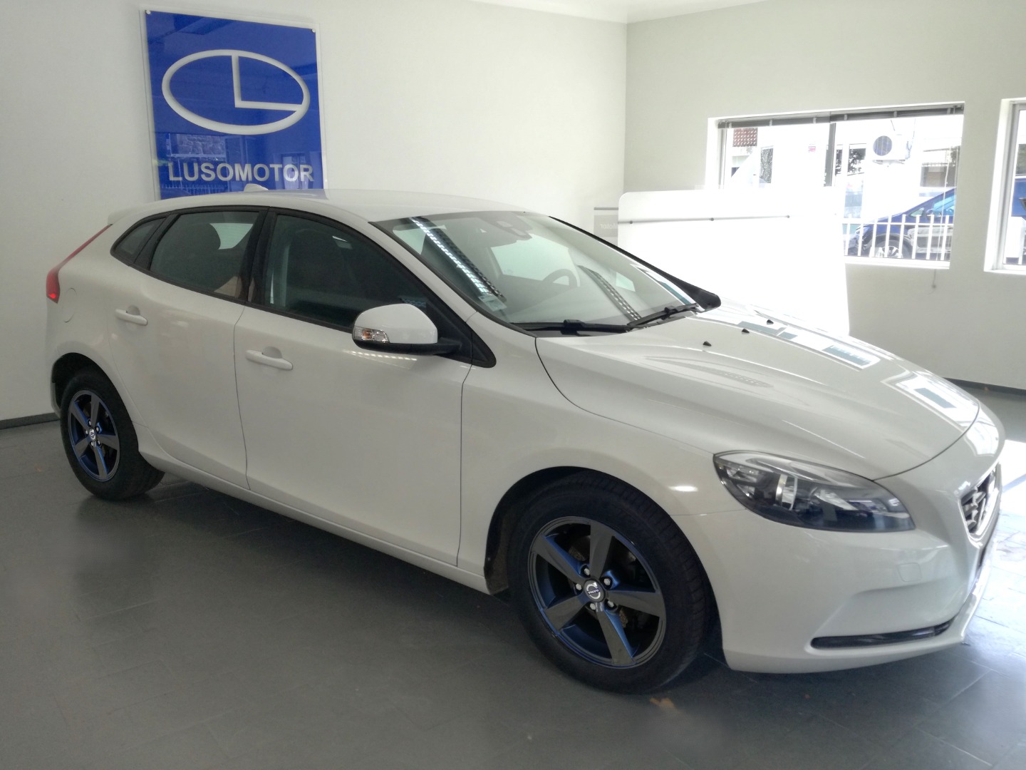 Volvo V40 1.6 D2 Momentum Powershift