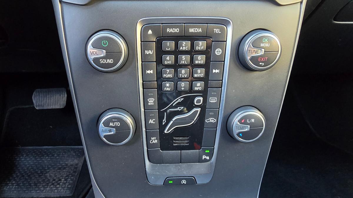 Volvo V40 1.6 D2 Momentum Powershift