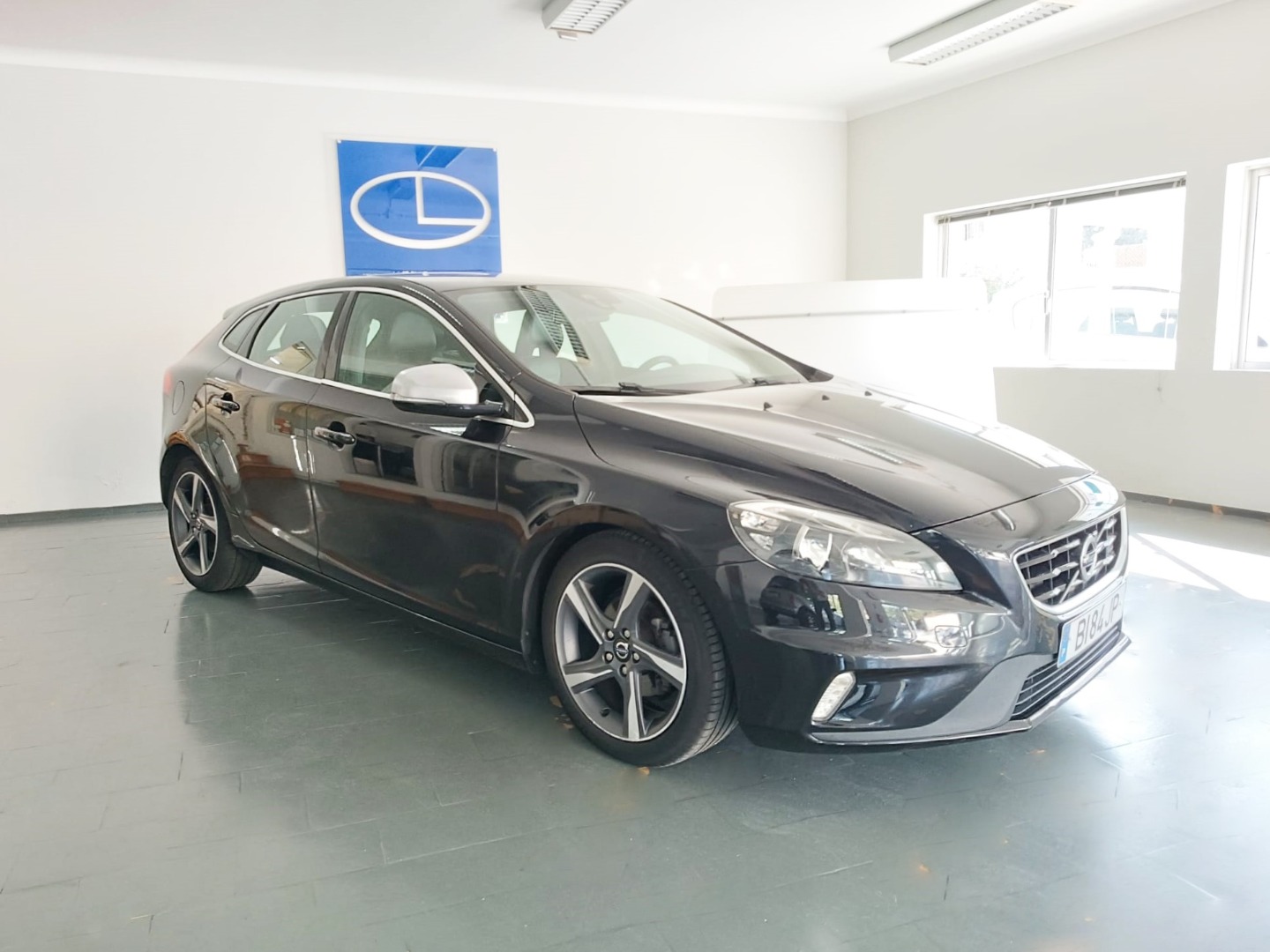 Volvo V40 1.6 D2 R-Design