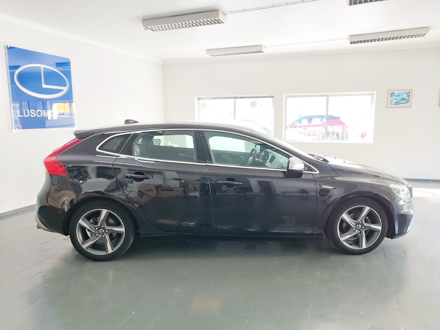 Volvo V40 1.6 D2 R-Design