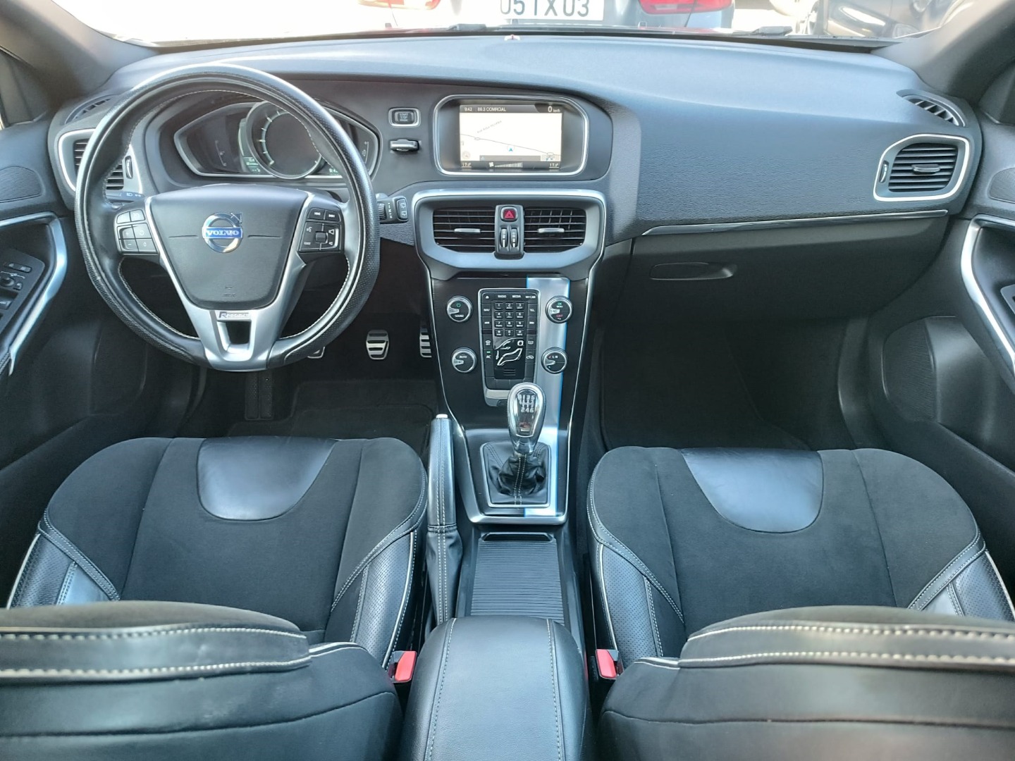 Volvo V40 1.6 D2 R-Design