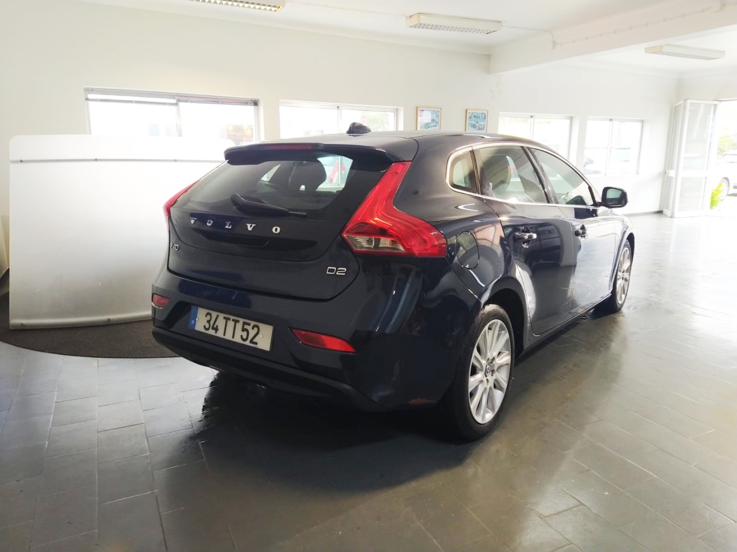 Volvo V40 1.6 D2 Summum